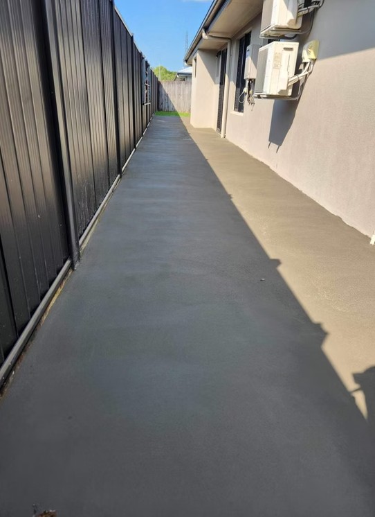 Concrete path laid in Hamilton