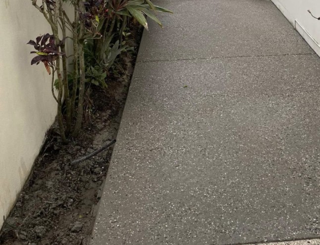 Concrete footpath poured in Hamilton