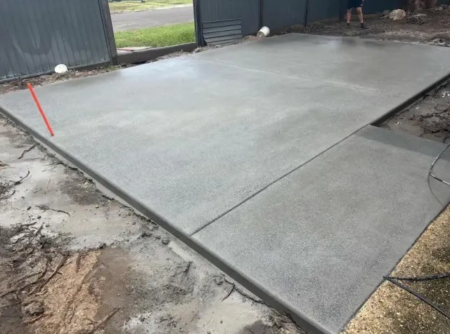 Concrete patio in Hamilton