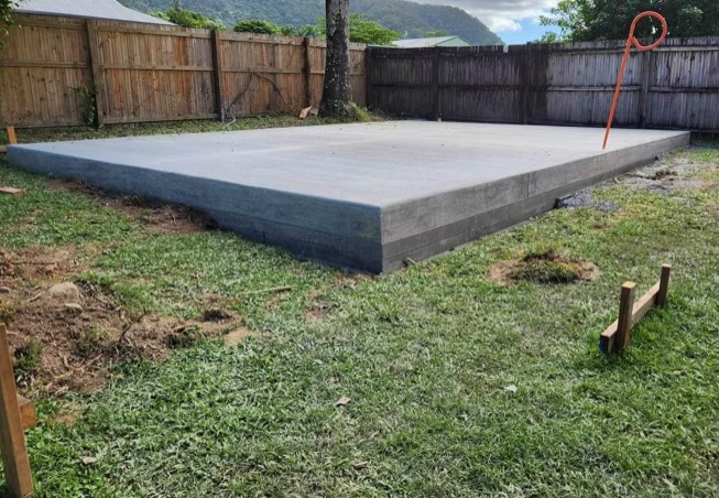 Concrete slab poured in Hamilton